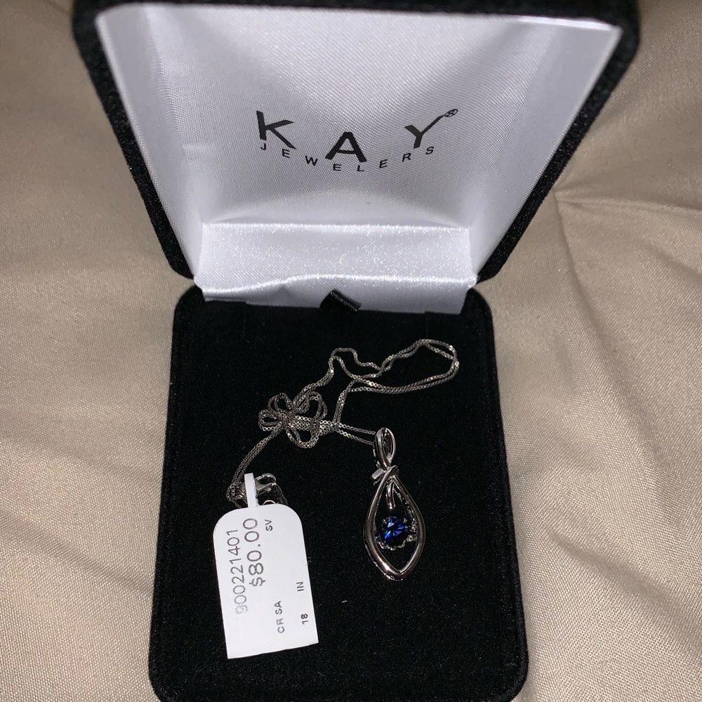 NWT Kay’s jewelers blue sapphire necklace